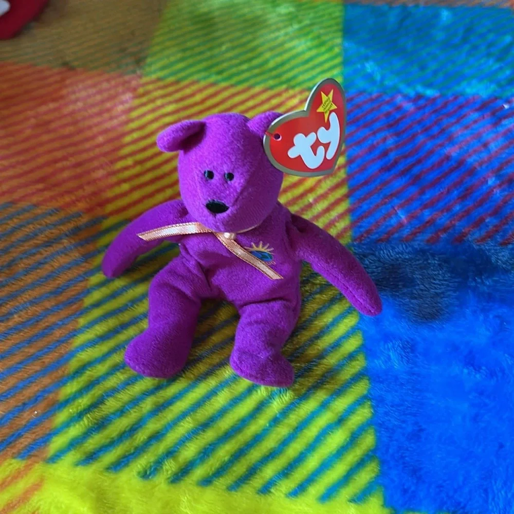 Ty Millennium the Bear Teenie Beanie Baby